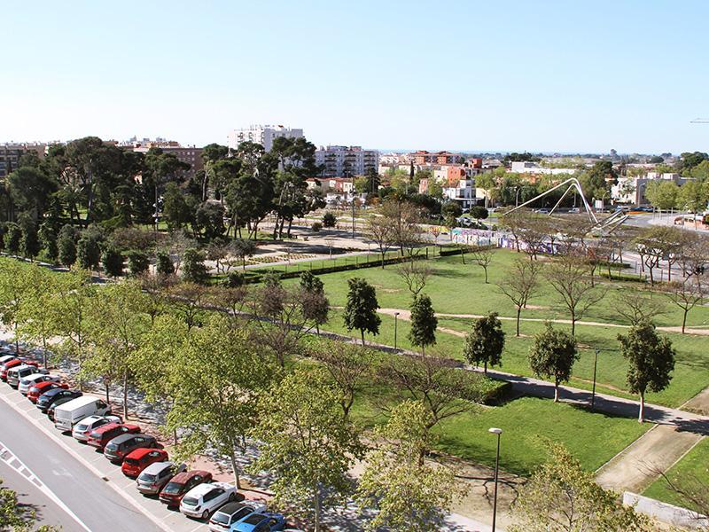 Hotel Reus Park Exterior photo